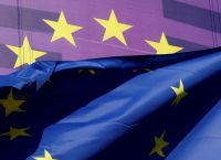 Τι χρειάζεται η Ευρώπη για να ηγηθεί; Η αυτοκαταστροφή των ΗΠΑ απαιτεί αυτοβοήθεια από την Ευρώπη Τι χρειάζεται η Ευρώπη για να ηγηθεί; Η αυτοκαταστροφή των ΗΠΑ απαιτεί αυτοβοήθεια από την Ευρώπη