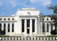 Νέος πρόεδρος στη Fed με… τη σφραγίδα Τραμπ Νέος πρόεδρος στη Fed με… τη σφραγίδα Τραμπ