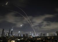 Ιράν: Στα 3 δισ. δολ. η ζημιά από τα πυραυλικά χτυπήματα στο Ισραήλ Ιράν: Στα 3 δισ. δολ. η ζημιά από τα πυραυλικά χτυπήματα στο Ισραήλ