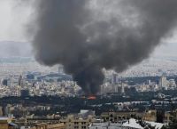 Τι ακριβώς χτύπησαν οι ΗΠΑ στο Ιράν και με ποια όπλα Τι ακριβώς χτύπησαν οι ΗΠΑ στο Ιράν και με ποια όπλα