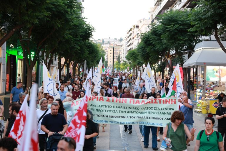 Κλείνει το Kέντρο λόγω πορείας (του ΠΑΜΕ) στην αμερικανική πρεσβεία