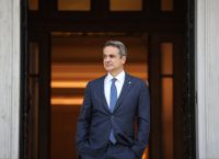 Η κυβέρνηση παίζει το χαρτί της νομιμότητας Η κυβέρνηση παίζει το χαρτί της νομιμότητας