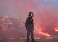 Champions League: Επεισόδια και σχεδόν 300 συλλήψεις μετά τη νίκη της Παρί Champions League: Επεισόδια και σχεδόν 300 συλλήψεις μετά τη νίκη της Παρί