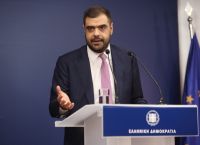Μαρινάκης για πιθανό κόμμα Σαμαρά: Δεν υπάρχει κάτι να σχολιάσουμε Μαρινάκης για πιθανό κόμμα Σαμαρά: Δεν υπάρχει κάτι να σχολιάσουμε