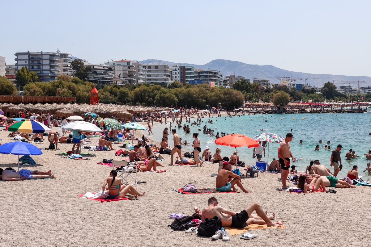 Ελληνικός τουρισμός 2025: Προκλήσεις και στρατηγικές για βιώσιμη ανάπτυξη