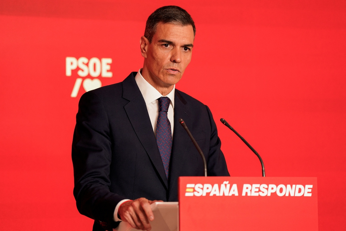 Ισπανία: Σκάνδαλα διαφθοράς πιέζουν Σάντσεθ για πρόωρες εκλογές