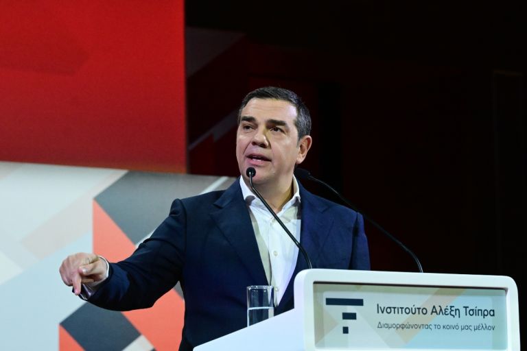 Αλ. Τσίπρας: Πρώτο βήμα με σενάριο επιστροφής