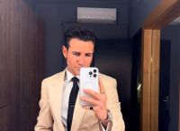 Πέτρος Ιακωβίδης: “Η γυναίκα κρατάει το σπίτι – Ο καλλιτέχνης πρέπει να έχει και σχέση” [vid]