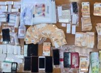 Αγρίνιο: Πώς δρούσε κύκλωμα που εξαπατούσε τα ΚΕΠΑ με «μαϊμού» αναπηρίες – επτά συλλήψεις Αγρίνιο: Πώς δρούσε κύκλωμα που εξαπατούσε τα ΚΕΠΑ με «μαϊμού» αναπηρίες – επτά συλλήψεις