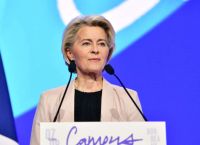 Η ΕΕ θέλει να παρακάμψει τον Τραμπ για νέο διεθνές εμπορικό κλαμπ Η ΕΕ θέλει να παρακάμψει τον Τραμπ για νέο διεθνές εμπορικό κλαμπ