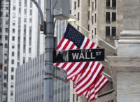 Στο κόκκινο η Wall Street: Διπλό «βαρίδι» από Μέση Ανατολή και αποδυνάμωση της κατανάλωσης Στο κόκκινο η Wall Street: Διπλό «βαρίδι» από Μέση Ανατολή και αποδυνάμωση της κατανάλωσης