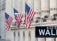 Επιφυλακτικό κλίμα στη Wall Street Επιφυλακτικό κλίμα στη Wall Street
