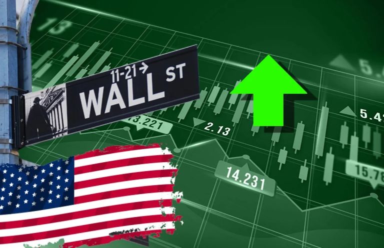 Wall Street: Στο πράσινο οι δείκτες και ιστορικό υψηλό για S&P 500