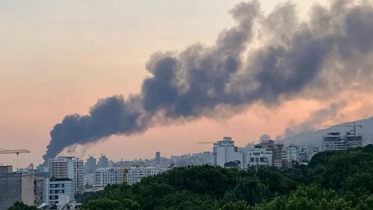 Ισραήλ-Ιράν: Παγκόσμια ανησυχία μετά τον «χρησμό» Τραμπ για «οριστικό τέλος» της σύρραξης