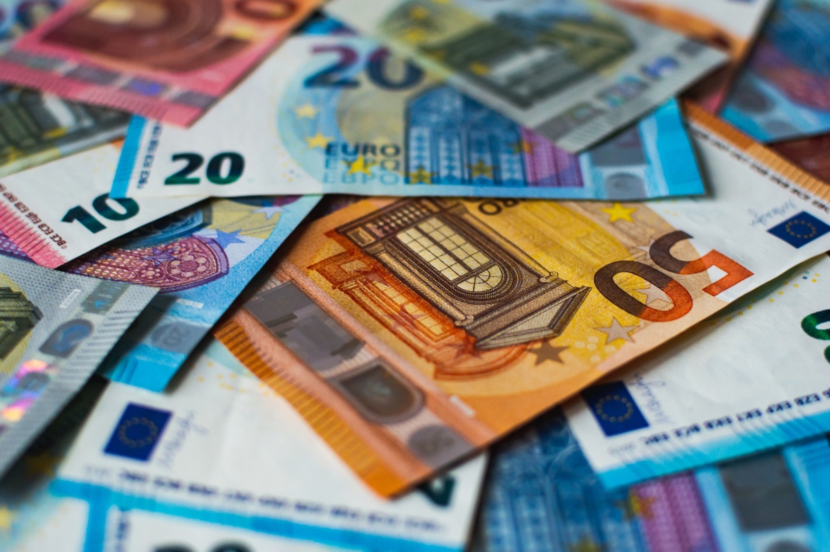 Χρέη στην εφορία: Πάνω από 110 δισ. ευρώ τα ληξιπρόθεσμα
