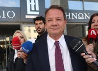 Απόστολος Λύτρας: Αγωγή μαμούθ στην πρώην σύζυγό του – Ζητάει 1.000.000 ευρώ Απόστολος Λύτρας: Αγωγή μαμούθ στην πρώην σύζυγό του – Ζητάει 1.000.000 ευρώ
