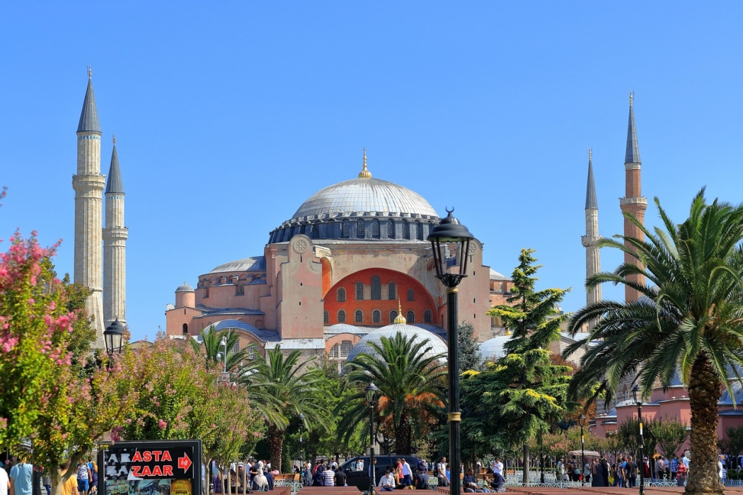 Hagia Sophia Restoration: Byzantine-Hellenistic Icon Faces Quake Risk