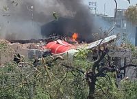 Πτώση αεροπλάνου: Βίντεο από τη στιγμή της συντριβής του αεροσκάφους της Air India με 242 επιβαίνοντες [vid]