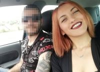 «Φονιά, το παίζεις τρελός;»: Ένταση κατά την είσοδο του δολοφόνου της Κυριακής Γρίβα στο ξεκίνημα της δίκης «Φονιά, το παίζεις τρελός;»: Ένταση κατά την είσοδο του δολοφόνου της Κυριακής Γρίβα στο ξεκίνημα της δίκης