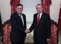 Λιβύη και Τουρκία συζητούν την επανέναρξη έργων που είχαν παγώσει Λιβύη και Τουρκία συζητούν την επανέναρξη έργων που είχαν παγώσει