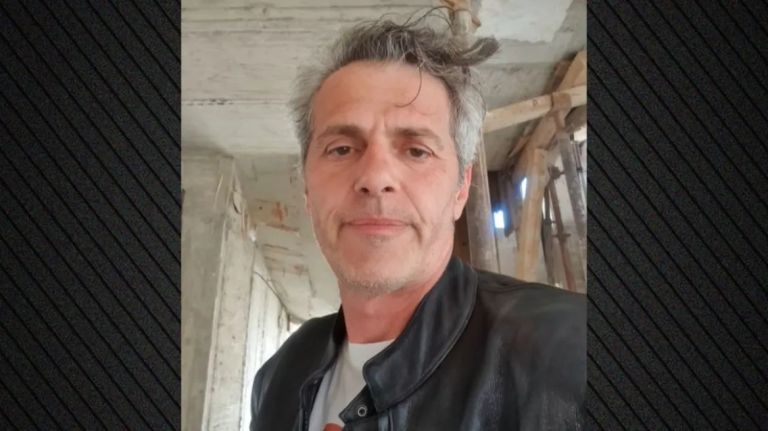 Ο Μάριος Αθανασίου αποκάλυψε πως δούλευε οικοδομή το χειμώνα: «Οι βρώμικες δουλειές έχουν καθαρούς ανθρώπους»