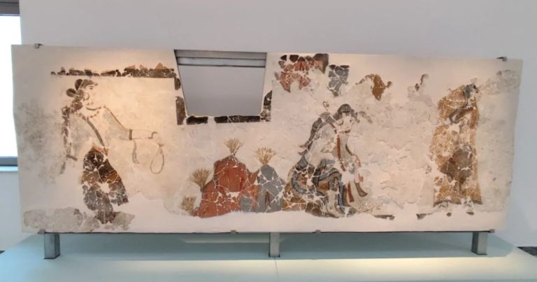 Santorini’s Archaeological Museum Reopens as Greece’s 27th Revamped Cultural Gem