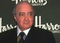 Monster of Harrods: Το βιβλίο με τις τρομακτικές αποκαλύψεις για τον Mohamed Al-Fayed Monster of Harrods: Το βιβλίο με τις τρομακτικές αποκαλύψεις για τον Mohamed Al-Fayed