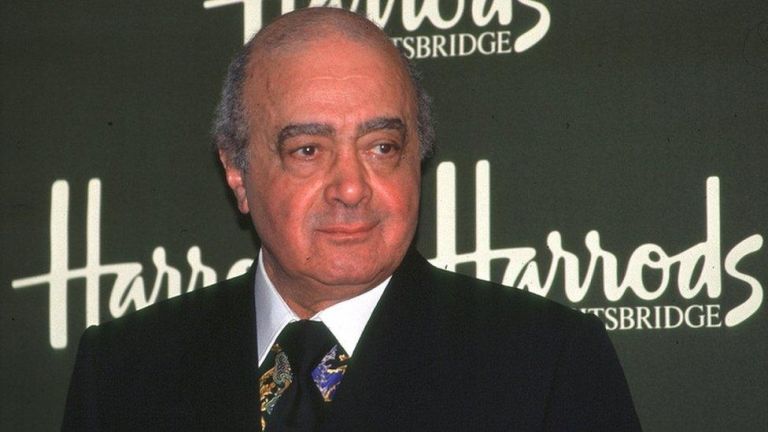 Monster of Harrods: Το βιβλίο με τις τρομακτικές αποκαλύψεις για τον Mohamed Al-Fayed