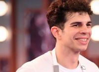 MasterChef: Ποιος είναι ο φετινός νικητής – Η ηλικία, ο αδελφός με σύνδρομο Down που υπεραγαπά MasterChef: Ποιος είναι ο φετινός νικητής – Η ηλικία, ο αδελφός με σύνδρομο Down που υπεραγαπά