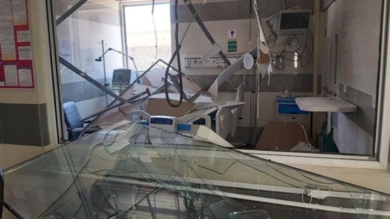 Το Ισραήλ βομβάρδισε νοσοκομείο στην Τεχεράνη – Σφυροκόπημα ενόψει των συζητήσεων