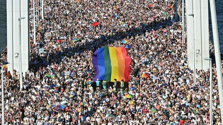 Το Budapest Pride στο επίκεντρο του «πολιτισμικού πολέμου» της Ευρώπης με τον Όρμπαν