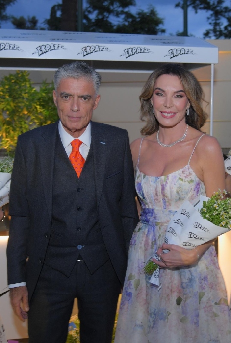 Γενέθλια γεμάτα λουλούδια, δώρα και celebrities – Το ΣΚΡΑΤΣ έφερε την άνοιξη στο party του TLIFE