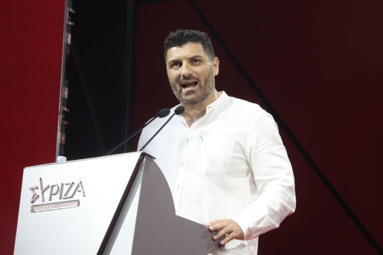 Τεμπονέρας: «Αναλαμβάνω την ευθύνη… και παραμένω απλό μέλος ως ελάχιστο δείγμα συνέπειας»
