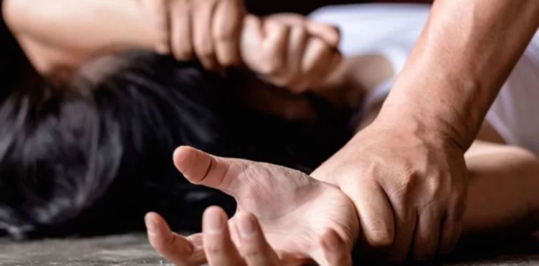 Σάλος στη Γερμανία: Για πάνω από 14 χρόνια νάρκωνε και βίαζε τη γυναίκα του [vid]