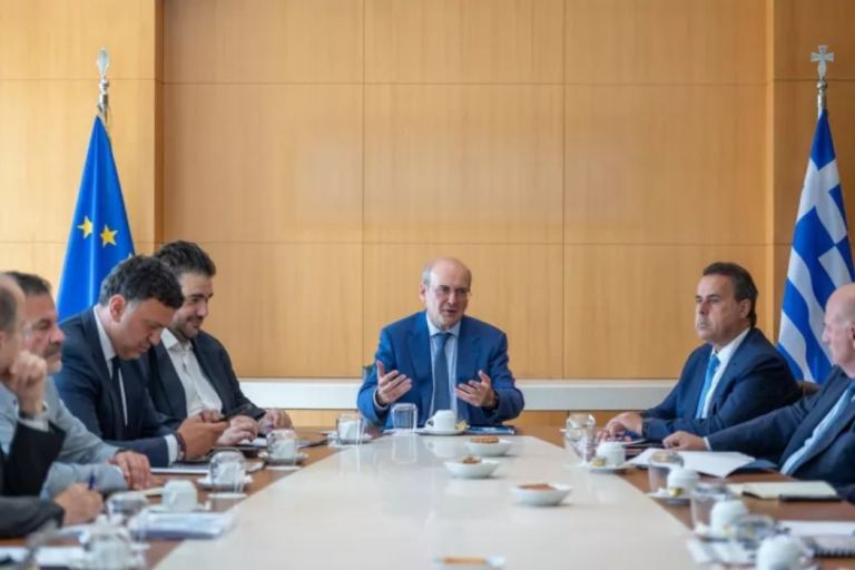 Χατζηδάκης: Τους επόμενους μήνες η διαμόρφωση του εθνικού σχεδίου για τα ύδατα