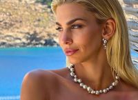 Βάλια Χατζηθεοδώρου: “Περίμενα να με χωρίσει ο άλλος – Μου ρίχνω ευθύνη για τις σχέσεις μου” [vid]