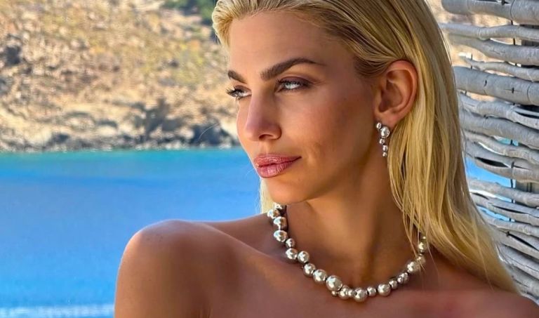 Βάλια Χατζηθεοδώρου: “Περίμενα να με χωρίσει ο άλλος – Μου ρίχνω ευθύνη για τις σχέσεις μου” [vid]
