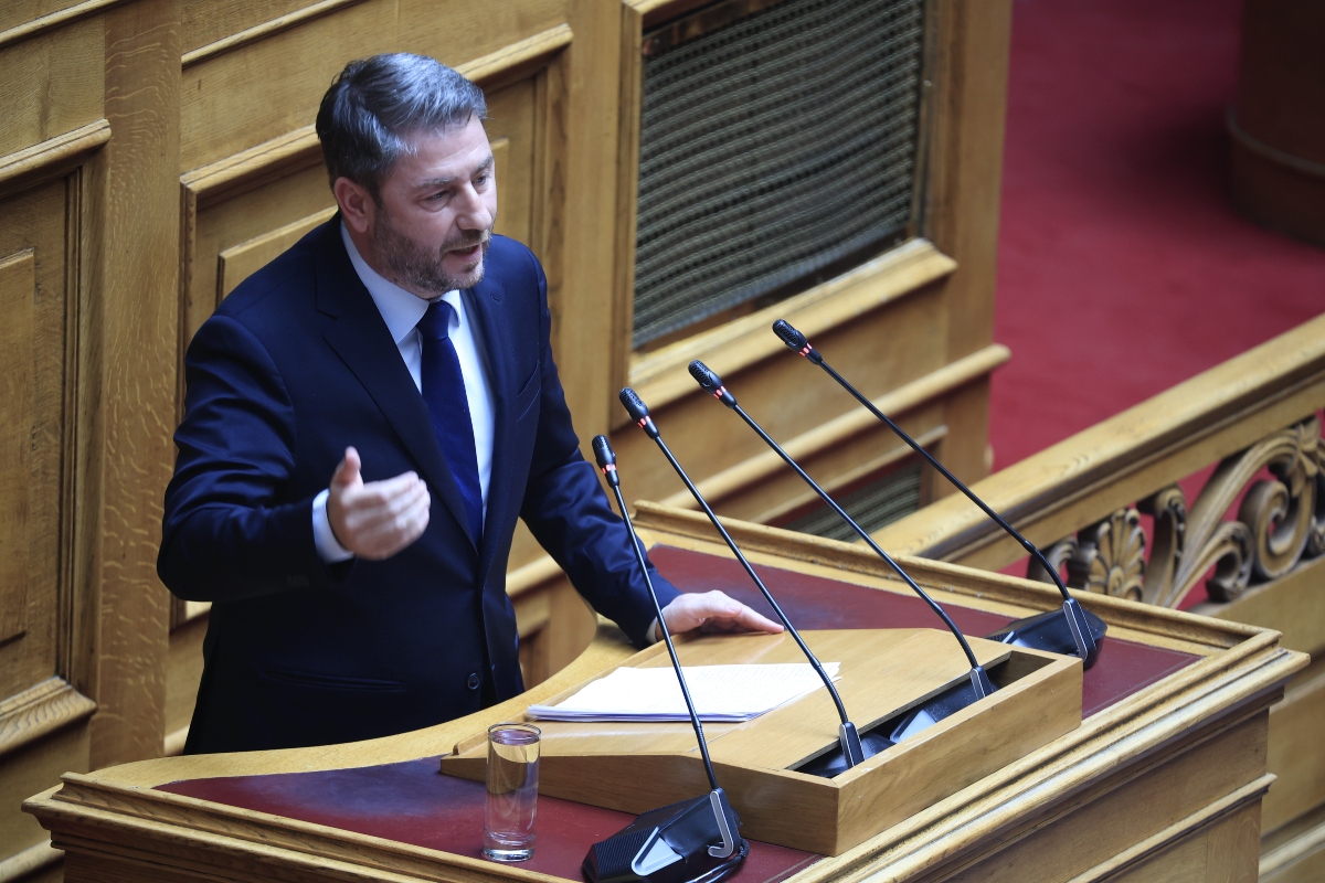 Μετωπική Ανδρουλάκη σε κυβέρνηση: “Επιθεώρηση Μαξίμου…”