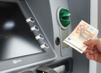 Τι αλλάζει στις χρεώσεις των τραπεζών Τι αλλάζει στις χρεώσεις των τραπεζών