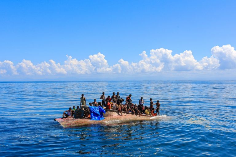Γιατί χιλιάδες μετανάστες ρισκάρουν τη ζωή τους για να περάσουν τη Μάγχη