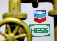 Η Chevron εξαγόρασε την HESS με 53 δις δολάρια Η Chevron εξαγόρασε την HESS με 53 δις δολάρια
