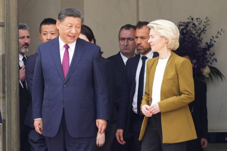 Ε.Ε. σε Κίνα: Πιέστε τον Πούτιν για το Ουκρανικό
