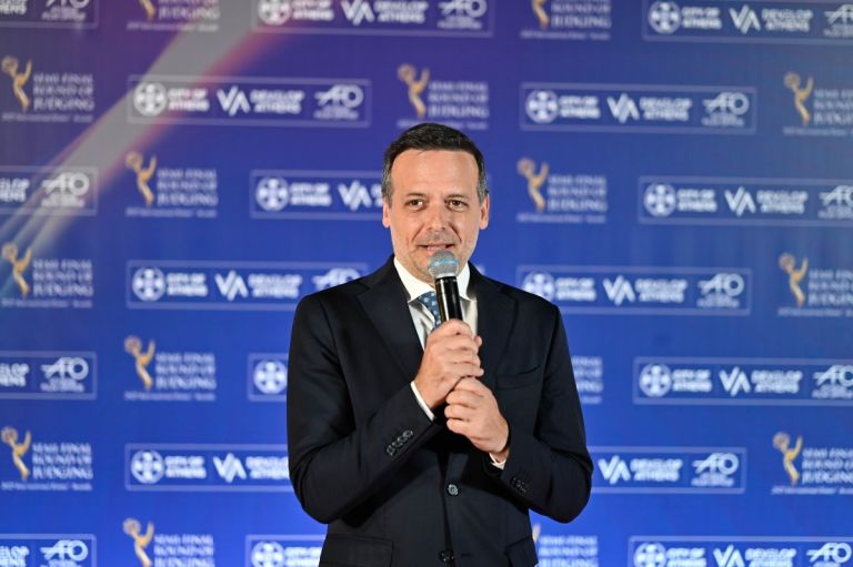 Άσυλο: «Όχι» λέει ο Δούκας μετά τον Βενιζέλο για την τροπολογία