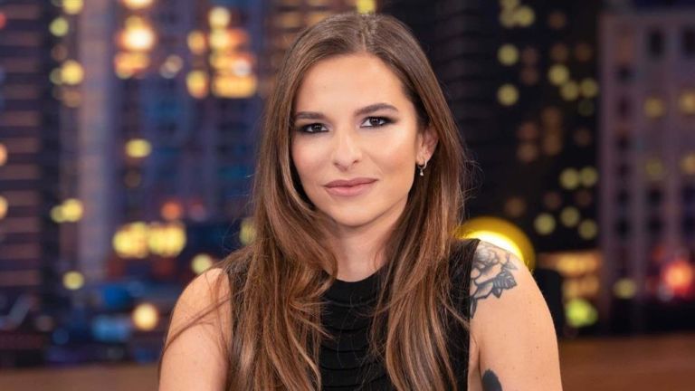 «Πηγαίντε στη χώρα σας»: Η ανάρτηση της Εριέττας Κούρκουλου για Ισραηλινό τουρίστα στο Φισκάρδο