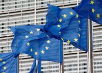 Μπορεί η ΕΕ να τηρήσει τις υποσχέσεις της στις ΗΠΑ για αγορά ενέργειας και επενδύσεις; Μπορεί η ΕΕ να τηρήσει τις υποσχέσεις της στις ΗΠΑ για αγορά ενέργειας και επενδύσεις;
