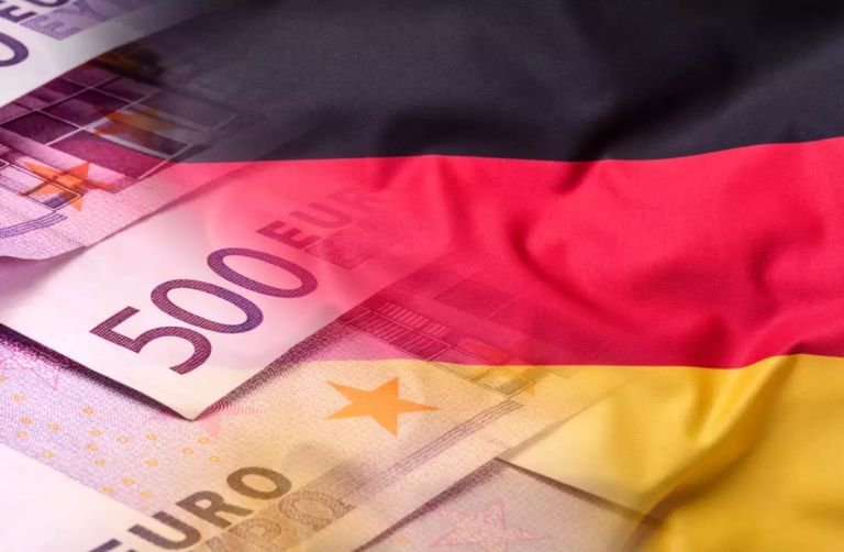 1 στις 3 γερμανικές επιχειρήσεις αναβάλλει τις επενδύσεις στις ΗΠΑ