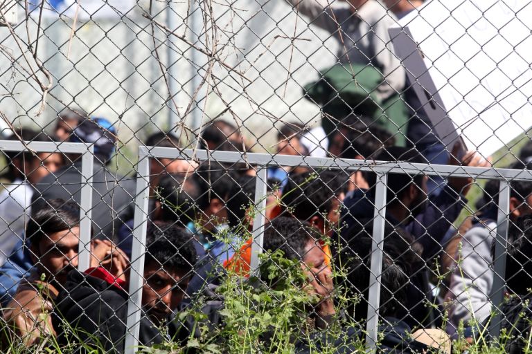 Κρήτη: Σφοδρές αντιδράσεις τοπικών φορέων για τη δομή μεταναστών