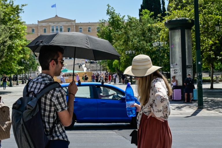 Καύσωνας: Στους 43 βαθμούς σήμερα – Την Κυριακή λήξη του συναγερμού
