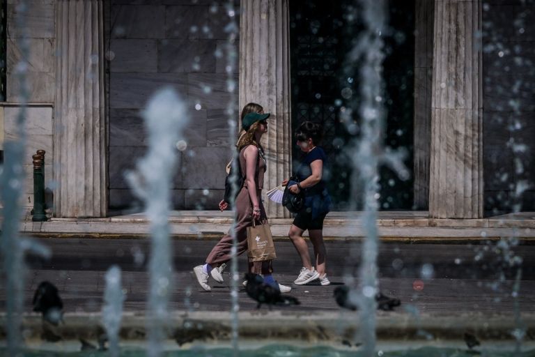 “Λιώνει” η Χώρα με 43άρια – Έκτακτα μέτρα για τους εργαζόμενους