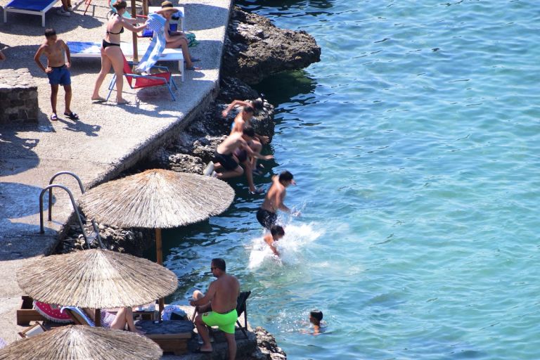 Σε πορεία παρατεταμένου καύσωνα θα εισέλθει η Χώρα